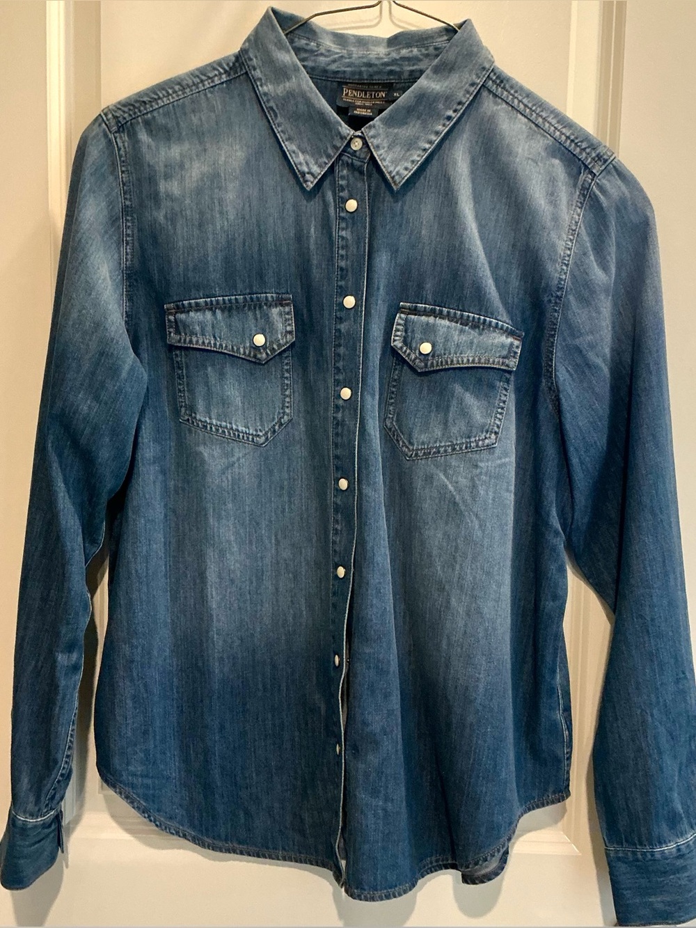Women’s Pendleton Denim Western Wear Shirt Size XL